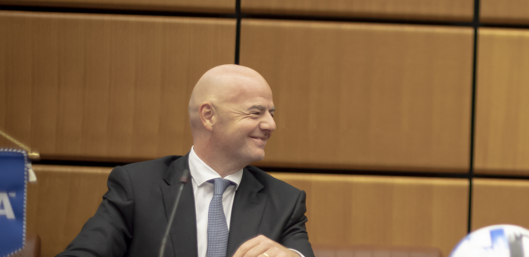 UDAR! Mišel Platini tužio prvog čoveka FIFA Ðanija Infantina!