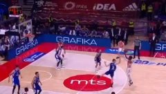 BIO JE NEVIDLJIV PRVE DVE ČETVRTINE, A ONDA SE PROBUDILA ZVER U NJEMU! Evo kako je Lojd zapečatio sudbinu Budućnosti! (VIDEO)