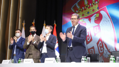 SAVETNIK MINISTRA POLICIJE OTKRIO Uslediće hapšenja još 10 NAPREDNJAKA