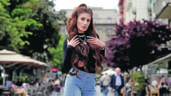 DIDI JANKOVIĆ POKAZALA SKUPOCENU JAHTU Pratioci nisu ni obratili pažnju na njeno golo telo, već su je brutalno isprozivali zbog jednog detalja (VIDEO)