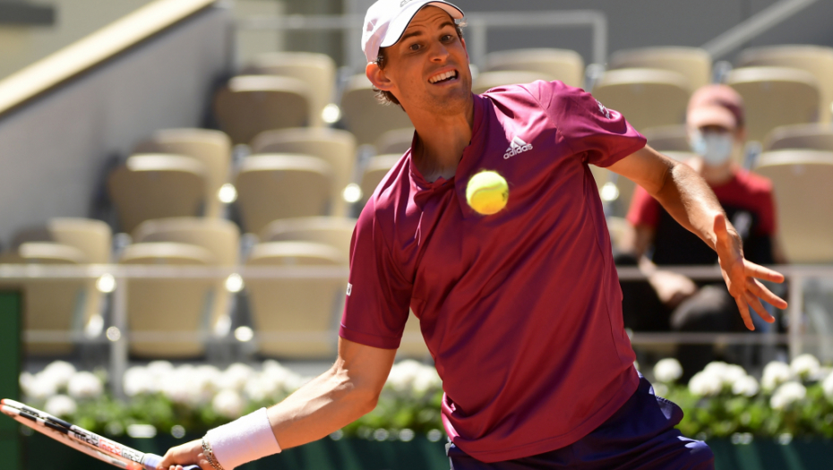 SENZACIJA PRVOG DANA ROLAN GAROSA! Novakov veliki rival prokockao dva seta prednosti i završio učešće u Parizu!