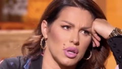 ISPLIVALA DO SADA NEVIĐENA FOTOGRAFIJA SEKE ALEKSIĆ! Pevačica je na početku karijere izgledala potpuno drugačije, a ovaj detalj su svi primetili! (FOTO)