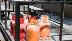 UŽAS U MLADENOVCU Eksplodirala plinska boca, troje povređeno, jedan se bori za život!