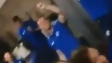 IDE SRCE GDE MU MILIJE! Fudbaleri Budućnosti slavili Kup uz hit Vesne Zmijanac! Srbi oduševljeni potezom Podgoričana! (VIDEO)