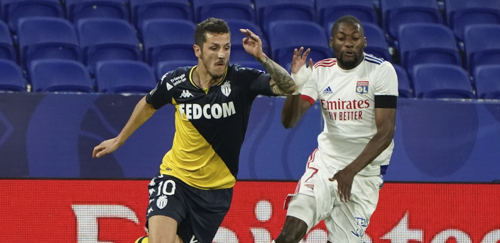 VELIKI DERBI SE SELI U AZIJU! Srbin će umesto u Francuskoj, ligašku utakmicu igrati u Kini!