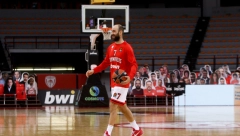 KRAJ VELIČANSTVENE KARIJERE! Spanulis se emotivnom porukom oprostio od košarke!