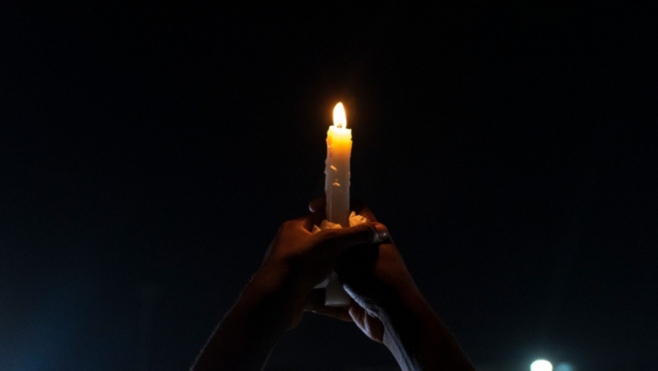 PRERANO PREMINULA ROK LEGENDA! Milioni fanova širom sveta u suzama!