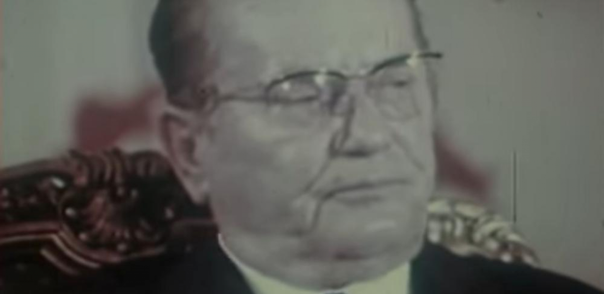 VIC DANA Ide Tito Titovom ulicom