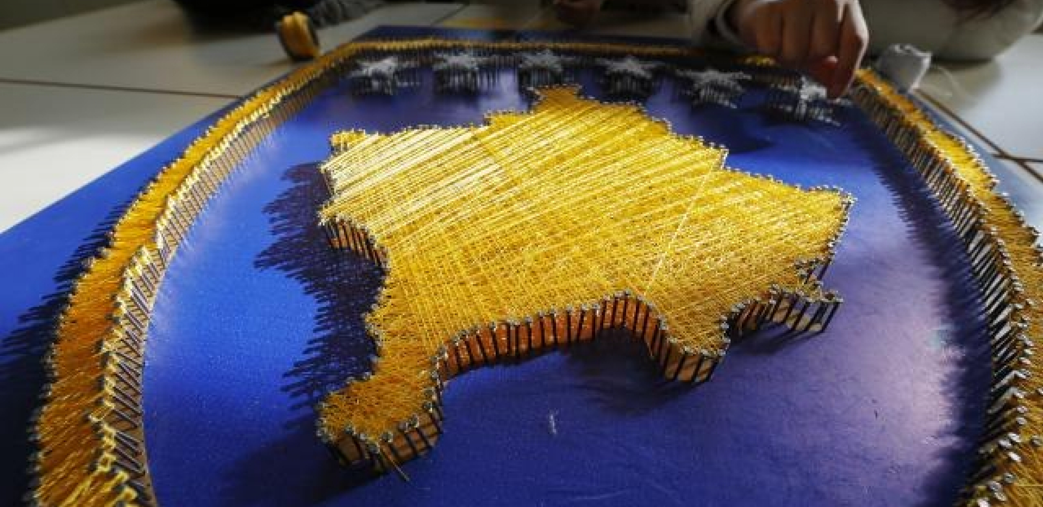 KONTRASMER DIJALOGA "EU ne priznaje Kosovo. To je problem"