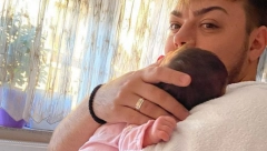 NOĆU PEVA DANJU DADILJA Sloba Vasić otkrio kako se snašao kao otac, pa progovorio o povratku na posao!