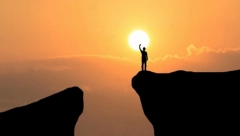 HOROSKOP ZA PETAK, 27. MAJ Burna ljubavna avantura čeka Lavove, kašnjenje uplate Devicama remeti planove, Ribama će loša vest pokvariti dan