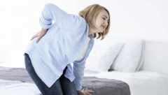 KAKO IZLEČITI IŠIJAS: Ako vas boli noga, problem je u kičmenoj moždini, a ovo su prirodni lekovi i vežbe