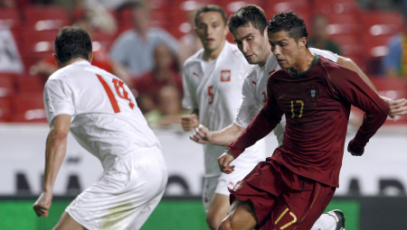 CEO TIM ZVEZDE GA TRAŽIO PO KAFANAMA U KRUŠEVCU, STAVIO RONALDA "U DŽEP" Gde je nestao najpoznatiji pijanac srpskog fudbala i čovek koji je ojadio crveno-bele za skoro 1.000.000 evra?