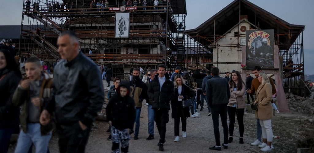 LAŽNA DRŽAVA ĆE PLATITI CEH Narod ode, para nema - NA TZV. KOSOVU NE MOŽE DA SE ŽIVI