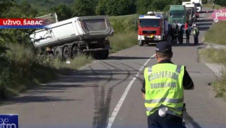 DVOJE POVREĐENIH U TEŠKOM STANJU Oglasili se iz bolnice u Loznici: Jednog pacijenta upravo operišu
