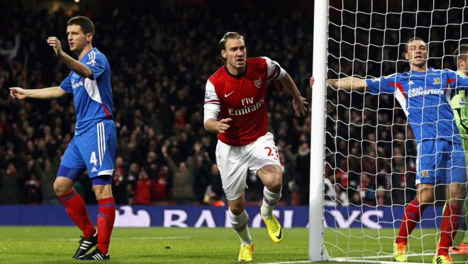 SVET OČIMA NE VERUJE Čuveni fudbaler objavio svoju golu fotografiju (FOTO 18+)