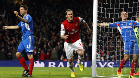 SVET OČIMA NE VERUJE Čuveni fudbaler objavio svoju golu fotografiju (FOTO 18+)