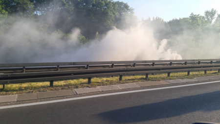 UŽASNA TRAGEDIJA KOD UROŠEVCA Poginule četiri osobe u saobraćajnoj nesreći!