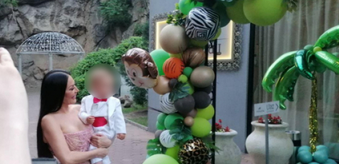 SNIMAK CECINOG UNUKA KAKO MAZI ZVER ŠOKIRA Mali Željko bez straha prilazi ogromnoj životinji! (VIDEO)