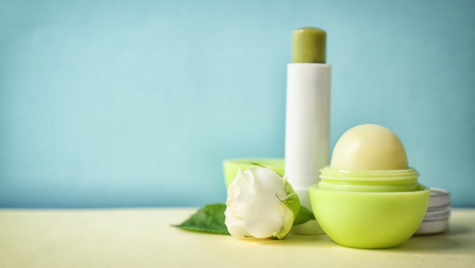 TAJNA JE U IZBORU PRAVOG BALSAMA Sprečite ispucale usne tokom zime