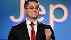 VUK JEREMIĆ ISMEJAO PREDLOG BOŠKA OBRADOVIĆA Kakav mu je blok, samo mu još Miša Vacić fali!