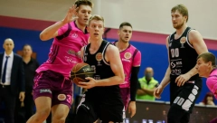 TRINKIJERI JOŠ JEDNOM RASTUŽIO "GROBARE"! Italijan uzima Partizanu najboljeg igrača!
