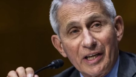 Fauči nije "obmanjivao javnost" o efikasnosti maski