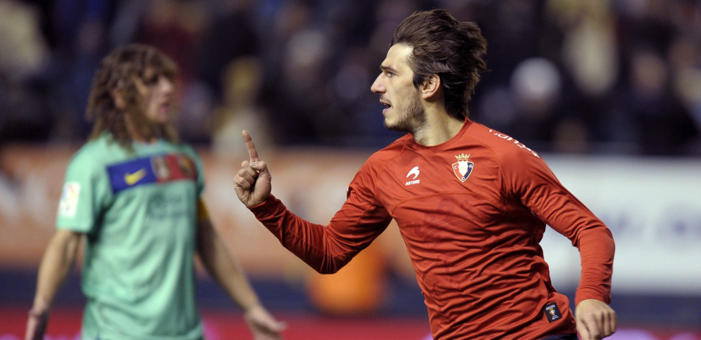 ACA LUKAS GA DOVEO U ZVEZDU, STIGAO U ZAMENU ZA DŽIP, PA UŠAO U LEGENDU Gde je nestao ljubimac "delija" koji je srušio Barselonu? (FOTO)