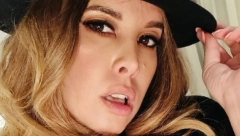 MREŽASTE ČARAPE I GUZA U PRVOM PLANU Ova Hrvatica napravila haos na Instagramu, muškarci načisto odlepili - Ovo telo ubija! (FOTO)