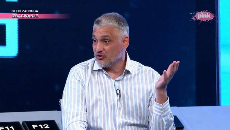 ČEDA JOVANOVIĆ SE PRIMIRIO Uslikan u kecelji i kariranoj košulji, evo šta radi