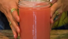 PRAVI RAZREĐIVAČ MASNOĆE! Ovaj napitak čisti telo i topi najupornije salo!