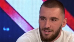 PRVA VRELA AKCIJA U ZADRUZI! Mensur završio sa maloletnicom ispod pokrivača! (FOTO)