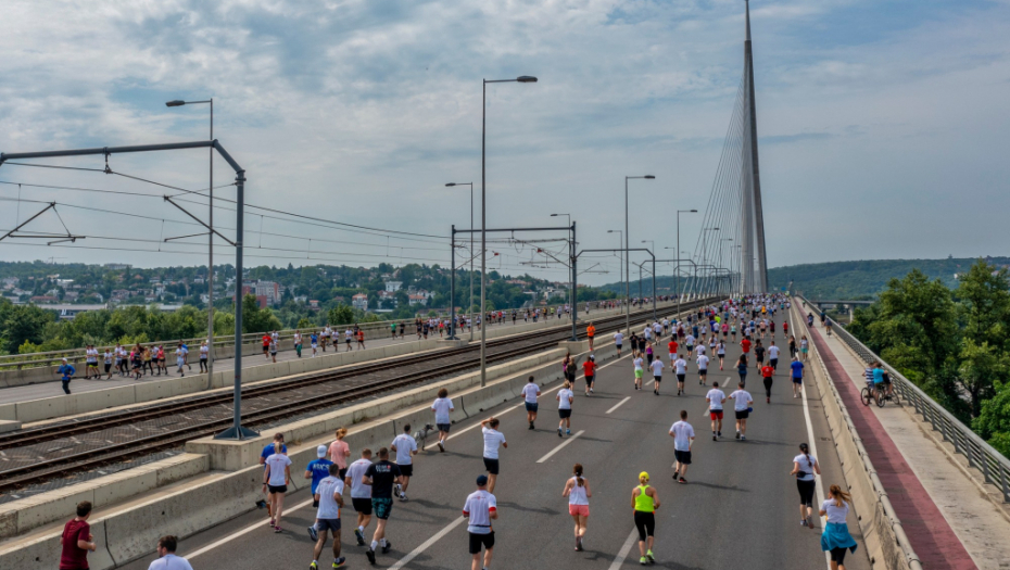 KINEZI NA SVA ZVONA HVALE BEOGRADSKI MARATON! Još jedna potvrda za kvalitet tradicionalne manifestacije!