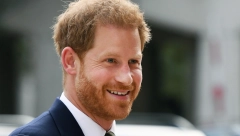 HTEO DA SE UBIJE KADA GA JE PRINCEZA DAJANA OSTAVILA Priča se da je upravo on biološki otac Harija, a sličnost je neverovatna