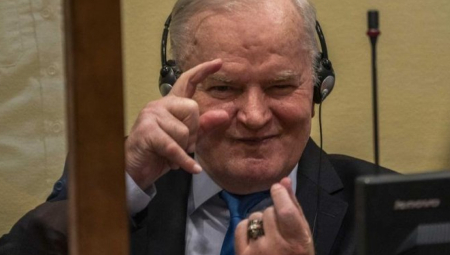 SKRIVENA SIMBOLIKA GENERALOVOG PRSTENA Ratko Mladić ga nikada ne skida sa ruke