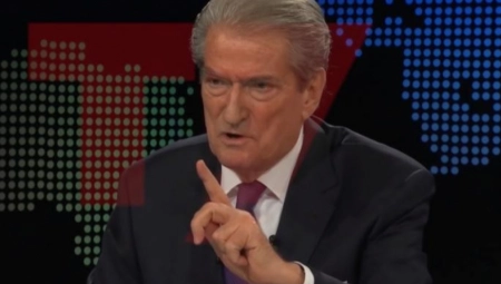 BELOSVETSKI PREVARANT PRETI PREDSEDNIKU SRBIJE Nakon Mladića,  ti si na redu Vučiću!