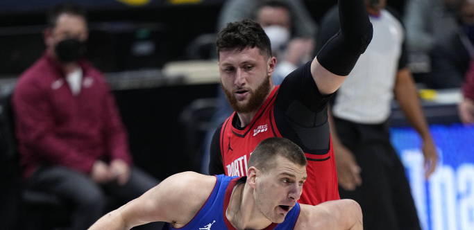 BRAVO! Jusuf Nurkić je na fantastičan način čestitao Jokiću na MVP nagradi!