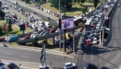 LANČANI SUDAR NA DUŠANOVCU Kolaps na auto-putu, velika gužva od Laste do Gazele