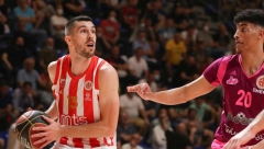 KAKVA DOMINACIJA Zvezda ponizila Megu, do "triple krune" još samo pobeda