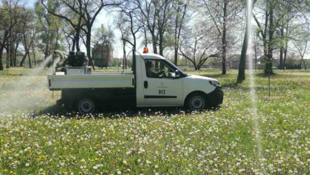 ZAPRAŠIVANJE KOMARACA I SA ČAMACA: Borba protiv ove pošasti od 20 sati do ponoći