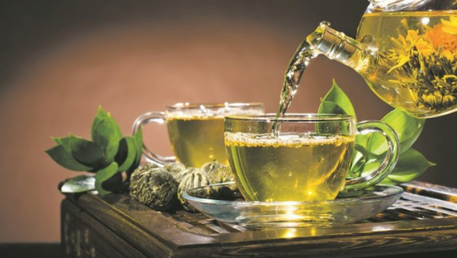 VREME JE ZA DETOKSIKACIJU! Ovo su najmoćniji napici!I Izbacuju sve otrove iz tela, smanjuju kilograme, obnavljaju jetru!