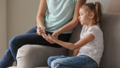 SVE SE VIDI NA NOGAMA I U OČIMA! Endokrinolog o manje poznatim simptomima šećerne bolesti