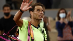 RAFI JE BAŠ TEŠKO PAO PORAZ OD NOVAKA! Nadal razmišlja da odustane!
