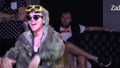 NIJE MOGAO DA SKINE POGLED SA BIVŠE Paula ponovo zapalila scenu, Čorba sve vreme navijao iz bekstejdža (FOTO)