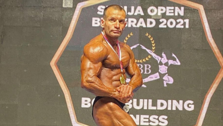 BODIBILDER BOKSERSKOG SRCA KREĆE PO ŠESTU VEZANU TITULU! Dušan Savić jači i od povrede, speman je za novo zlato! (FOTO)
