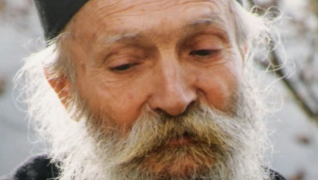 MOLITVA KOJEM ĆETE OTERATI ZLO Izgovarajte ove reči oca Tadeja večeras i promeniće vam se život