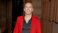 ČINILO SE DA SMO SVE VEĆ VIDELI! Zbog ovog Topalkovog snimka mreže su se usijale: Šta radi čovek za bakšiš?! (VIDEO)