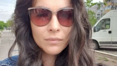 BATALILA GLUMU Zvezda domaćih serija Marija Petronijević grad zamenila selom, pa pokazala kako šiša ovce, promenila život iz korena (VIDEO)