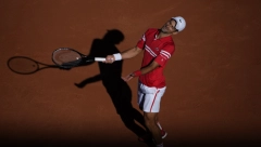 NOVAK U UTIŠAO PUBLIKU! Navijači nisu na Novakovoj strani!