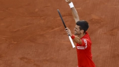 KRALJ OSTAJE KRALJ Novak sezonu na šljaci dočekuje kao svetski broj jedan!